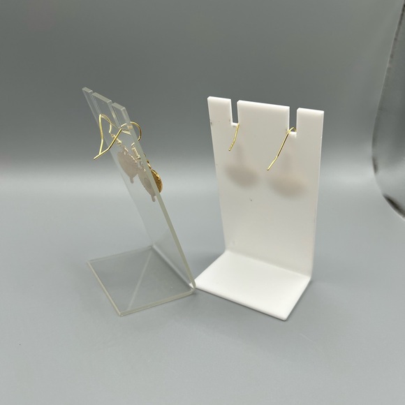 ❤️3/$8❤️ Heart-Shaped Red Earrings - Handmade #156 - Picture 5 of 5